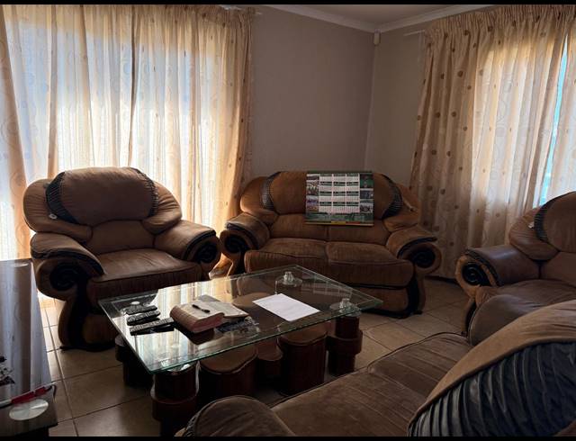 3 BEDROOM HOUSE FOR SALE IN WATERKLOOF